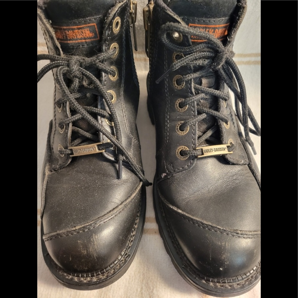 Harley Davidson Women's Black Leather Biker Boots Side Zipper Size 8 US